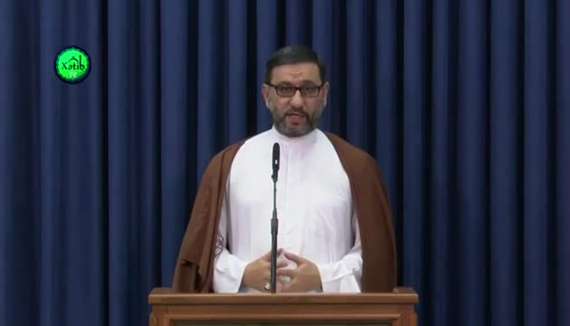 Araq rumkası əlində dua edir - Hacı Şahin