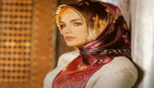 KƏRBƏLAYİ FAMİL - HİCABLI QADIN