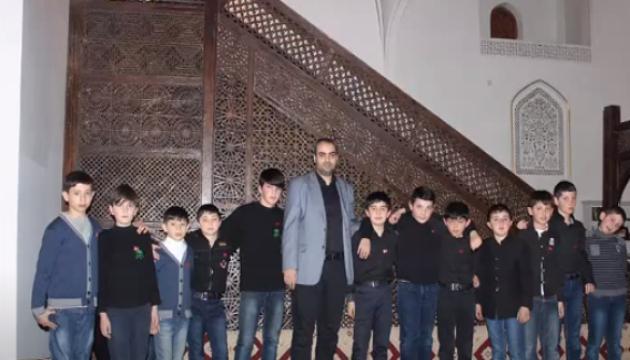 Hacı Vüqar - Ücb haqda